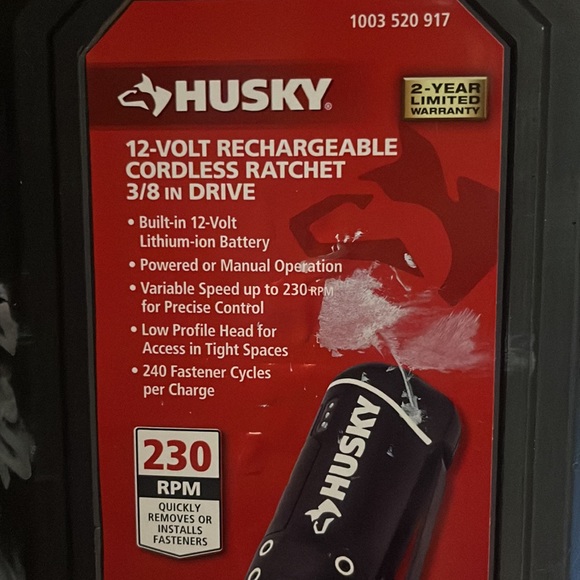 Husky backpack- 1/4 inch drive torque wrench, 12 V chargeable cordless ratchet - Picture 3 of 15